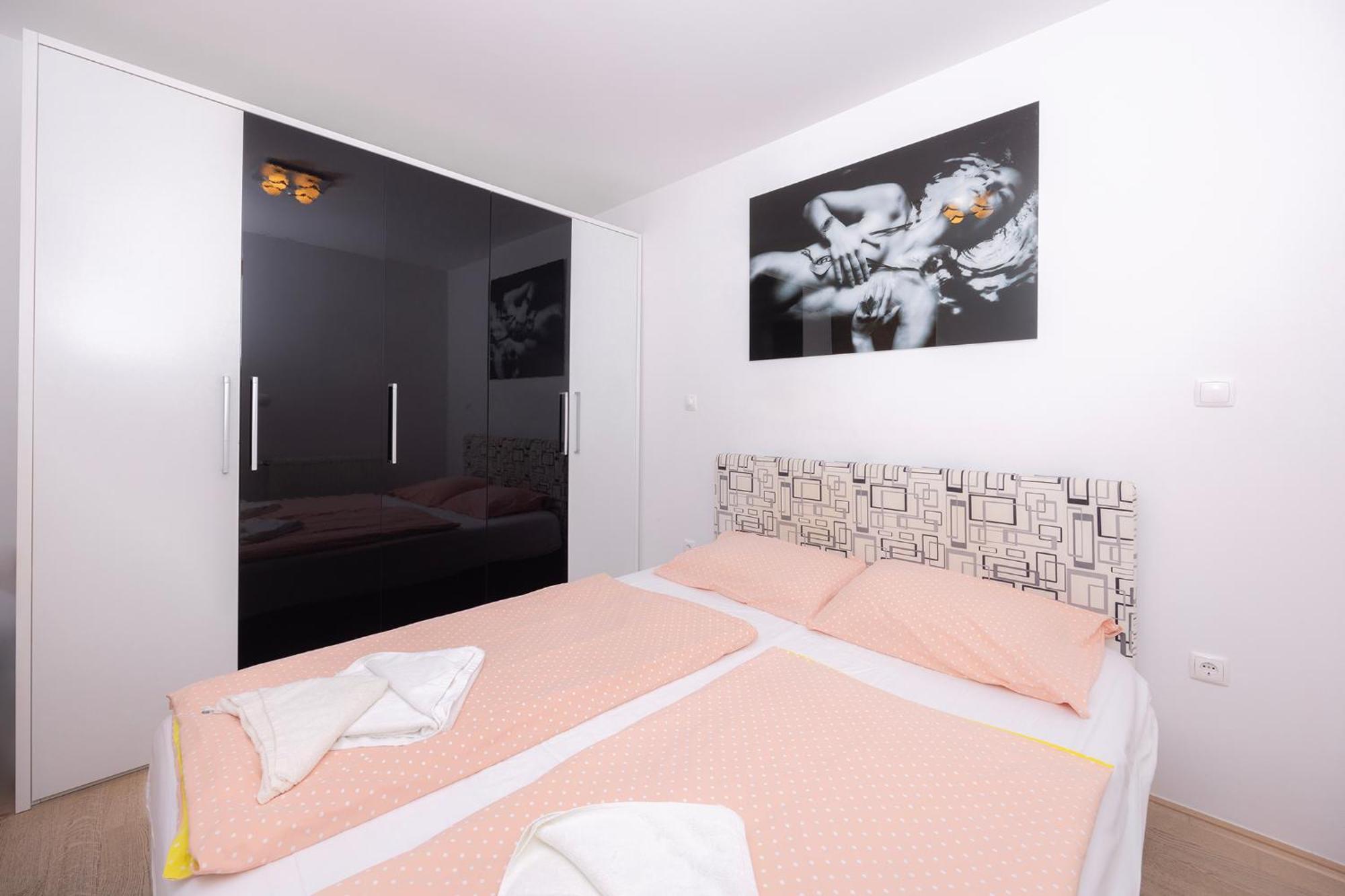 Apartment Arnika 克拉尼斯卡戈拉 外观 照片